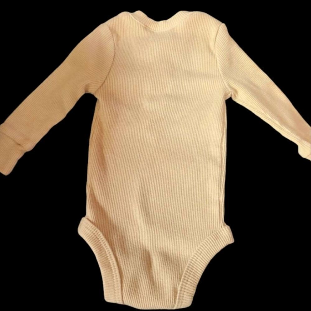 Disney Onesie Mickey Sz 0 - 3 Mos Longsleeved Incl Ten Baby Hangers - Picture 3 of 9